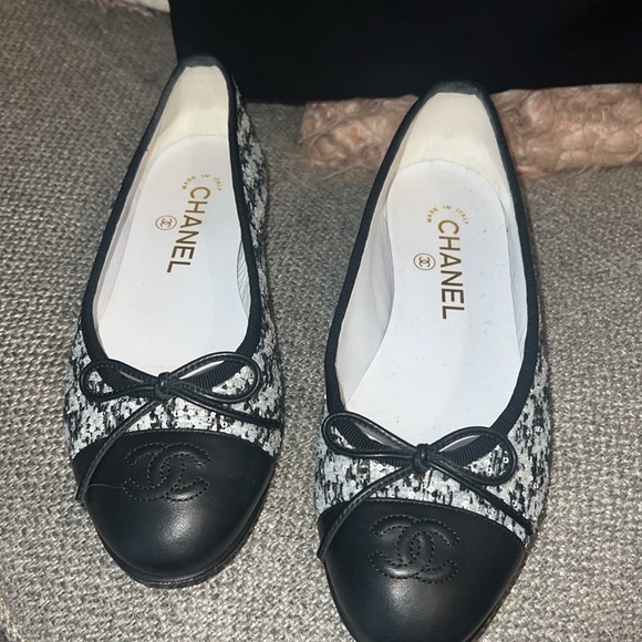 Chanel cap toe tweed Ballet flats size 36 - Picture 3 of 10